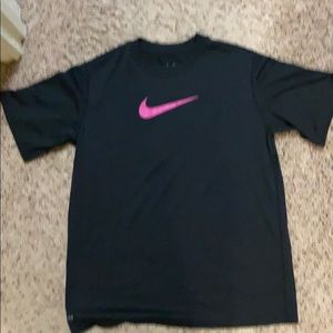 Boys black w/ hot pink Nike Dri-Fit tshirt
